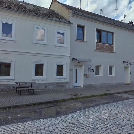 U Dragouna Cholina Kültér fotó